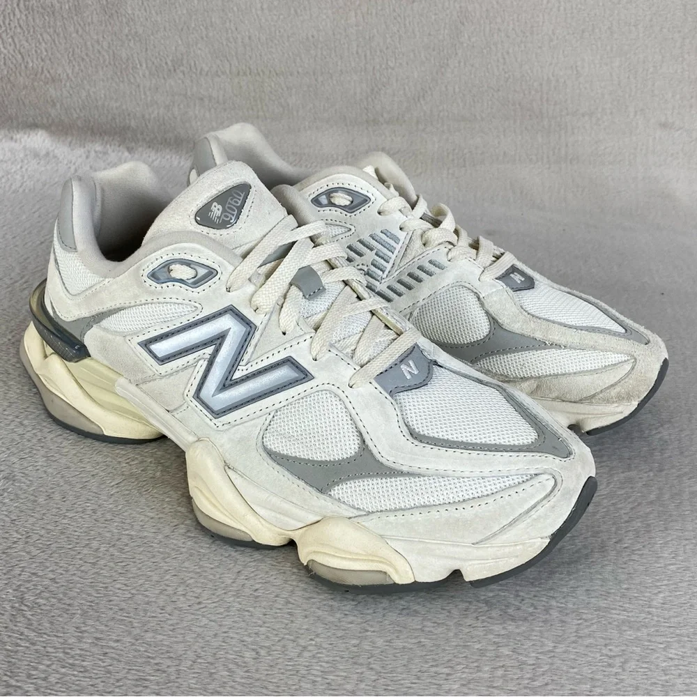 New Balance 9060 Men's Running Shoes Size10.5 D Sea Salt White Suede Sneakers